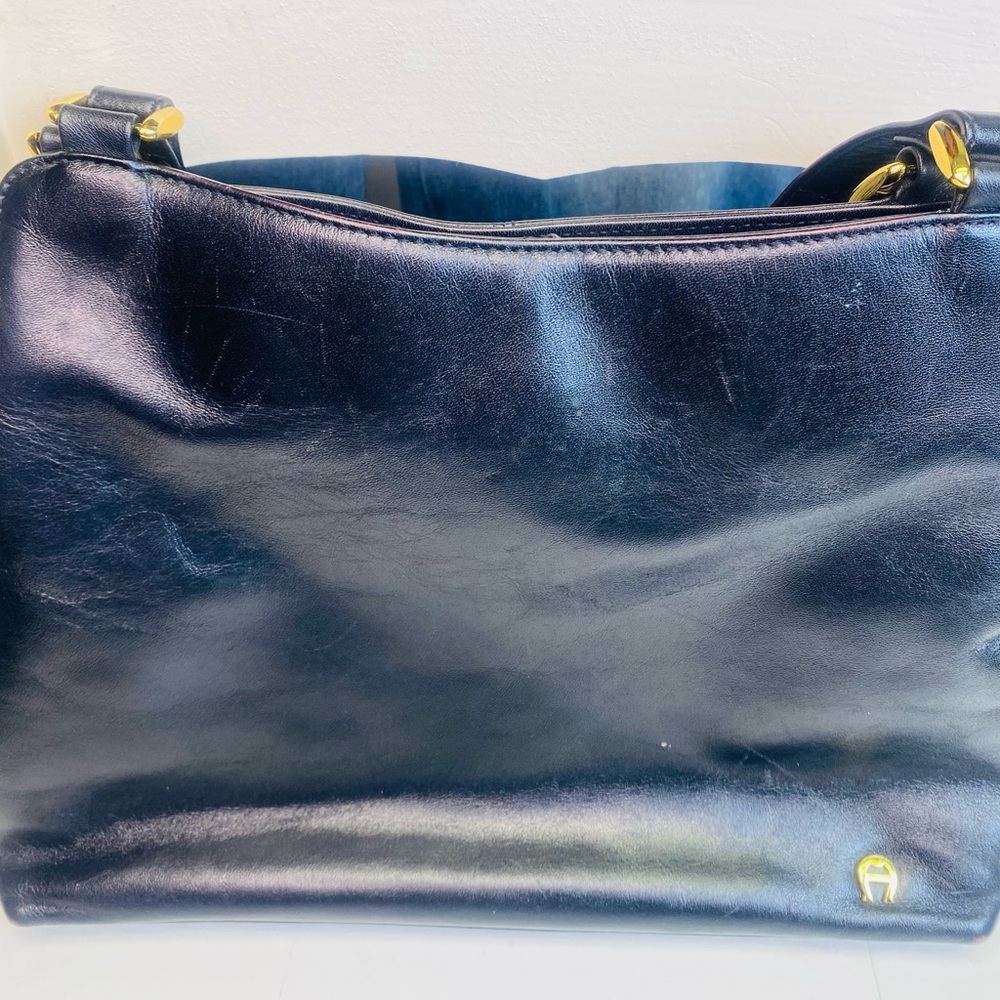 Vintage Etienne Aigner Black Leather Shoulder Bag Gold Hardware